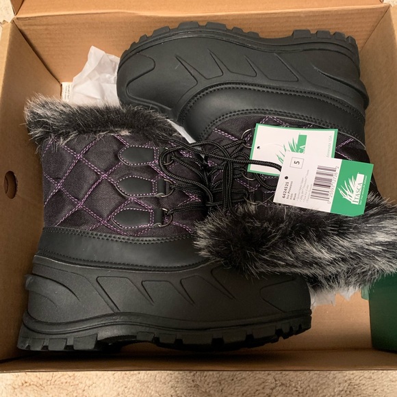 Ice Princess Boots - Picture 1 of 5